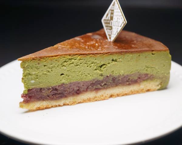 抹茶バスクチーズ